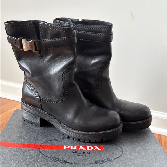 Prada Women's Black Leather Boots - Picture 1 of 8